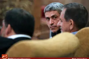 روایت احمد توکلی از خستگی و گلایه‌های طیب‌نیا از کار در وزارت اقتصاد/ توکلی: طیب‌نیا گفت اوضاع بر وفق مرادش نیست!