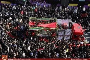 مراسم تشییع پیکر شهدای آتش‌نشان در تهران