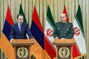 سردار دهقان:‌ مشکلات منطقه صرفاً از طریق گفتگو و مذاکره قابل حل است/ سرکیسیان: ایران را آرام‌بخش منطقه می‌‌دانیم