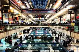 کسبه پلاسکو: شرکت‌های بیمه‌ای ما را سرکار گذاشتند/ بیمه ایران خسارت‌ها را نصفه و نیمه پرداخت کرد