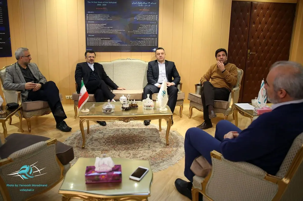 داورزنی اهداف چهارساله فدراسیون والیبال را برای کولاکوویچ تشریح کرد