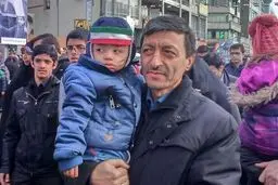 حضور فتاح در راهپیمایی ۲۲ بهمن + عکس