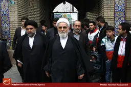 حضور ناطق نوری در راهپیمایی ۲۲ بهمن