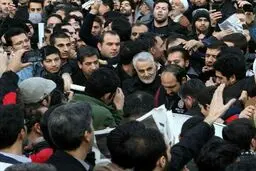 الجزیره: سردار سلیمانی و علی اکبر صالحی در راهپیمایی ۲۲ بهمن مشارکت کردند