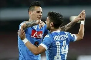 ناپولی، بولونیا را گلباران کرد