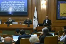 بخاطر ناکارآمدی‌ها باید عذرخواهی کرد نه پلاسکو/ وزارت‌ کار باید پلاسکو را پلمب می‌کرد/ کاربری پلاسکو کارگاهی بود