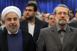 سکوت لاریجانی در برابر مصوبات غیرقانونی دولت یازدهم/ مصوبه جدید هیأت دولت قاچاق را آسان می‌کند