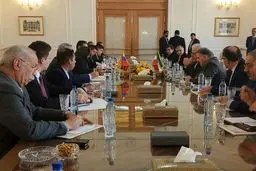 آمادگی ایران برای حمایت از همکاری‌های بین‌المللی در راستای کاهش تنش‌ها درباره قیمت نفت