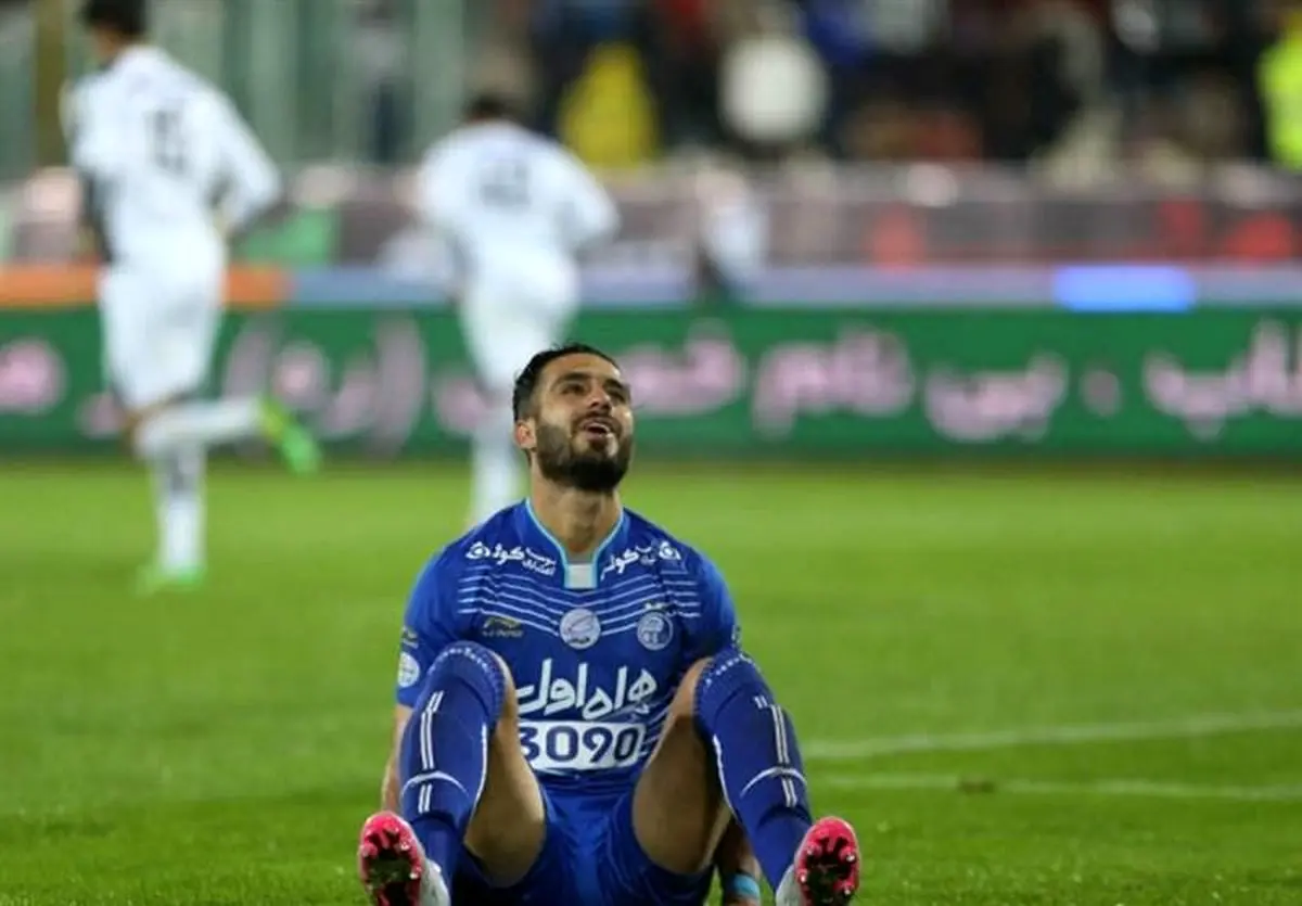 توقف آبی‌ها در نیمه نخست