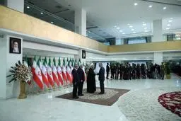 سفرای خارجی مقیم تهران سالروز پیروزی انقلاب اسلامی را به رئیس‌جمهور تبریک گفتند