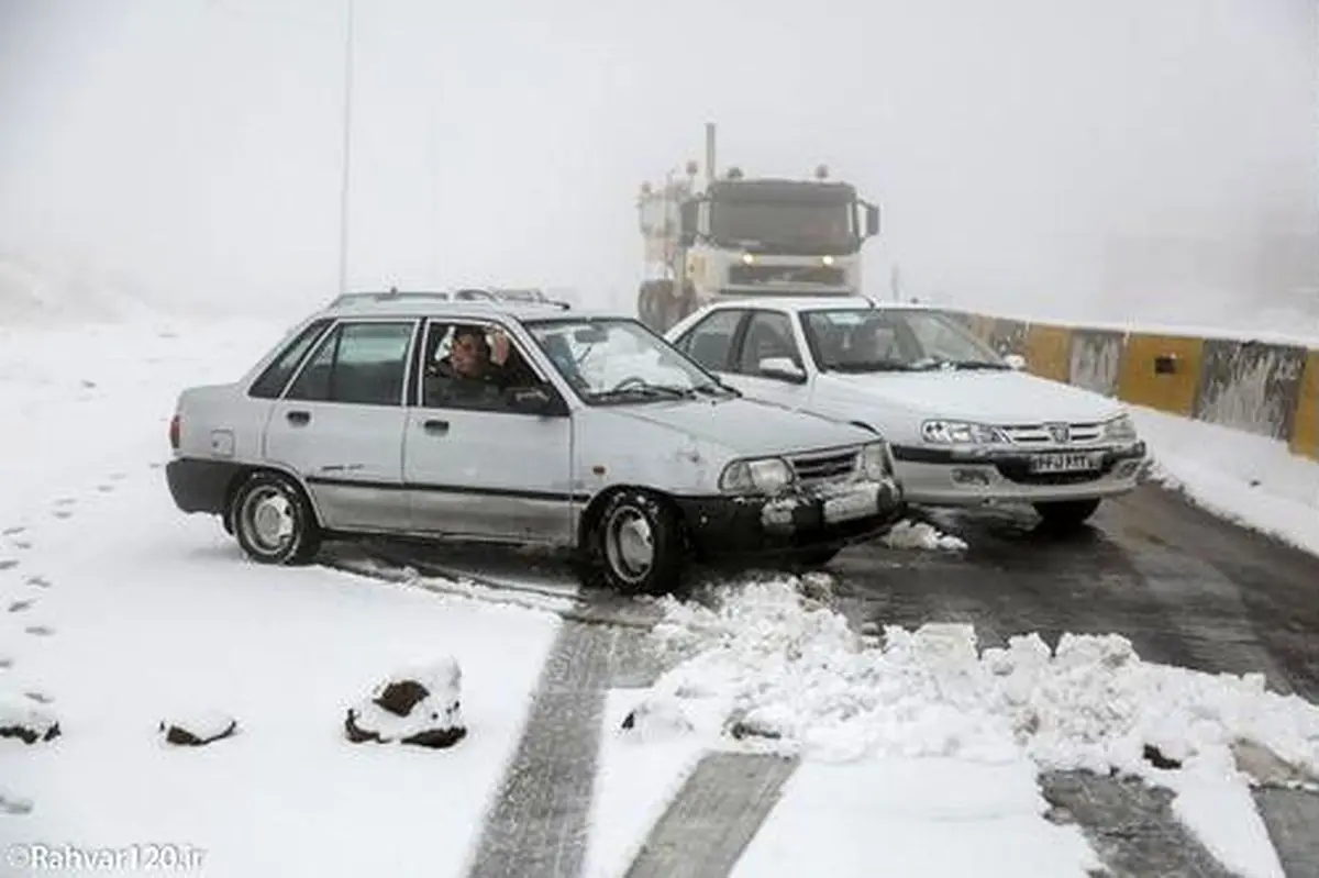 سرعت مجاز و عدم رعایت فاصله طولی؛ دو تهدید مهم رانندگی در برف و یخ زدگی