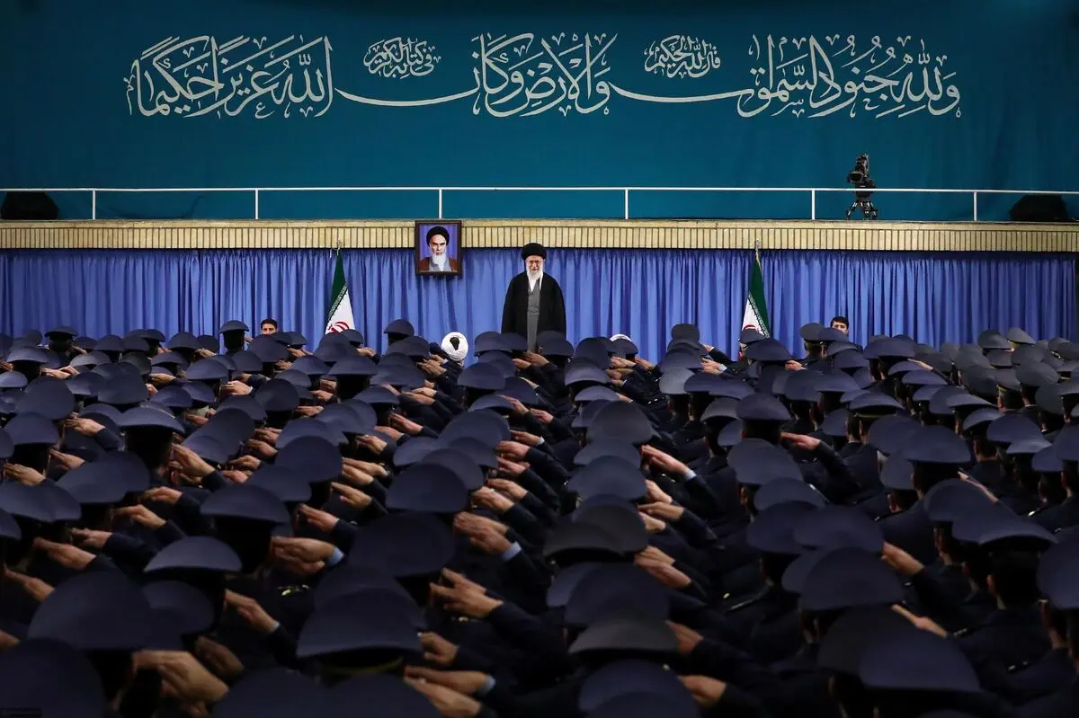 نماهنگ دیدار فرماندهان نیروی هوایی ارتش با رهبر انقلاب