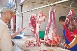 فیلم:: توان مردم برای خرید گوشت نصف شد