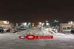 جمع آوری برف شب گذشته - مقابل باب الجواد