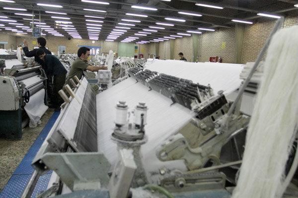 کارخانه پلی اکریل اصفهان رسما تعطیل شد/ ۲ هزار کارگر قدیمی‌ترین کارخانه تولید نخ و پلی‌استر کشور بیکار شدند
