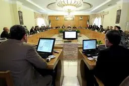 سرلشکر باقری و سردار اشتری در نشست هیات دولت حضور یافتند