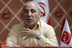 دولت یازدهم تیغ مبارزه با قاچاق را کند کرد/ دولت قانون مبارزه با قاچاق را به اسم آئین‌نامه نویسی دور می‌زند!