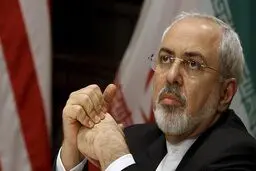 ظریف: تنها دارنده بمب اتم در خاورمیانه از ابزار دفاعی ایران ناله می‌کند