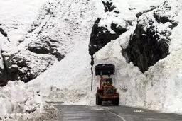 آماده‌باش کامل برای مقابله با کولاک و برف/ احتمال وقوع بهمن و رانش کوه در مناطق کوهستانی