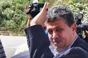 مرخصی مهدی هاشمی امروز به اتمام رسید/ وی هنوز خود را به زندان اوین معرفی نکرده است