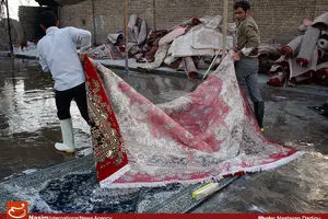 نرخ شستشوی هر متر فرش ماشینی ۴۶۰۰ و فرش دستبافت ۸ هزار تا ۱۵ هزار تومان / هزینه جا به جایی فرش ۱۶ هزار تومان است