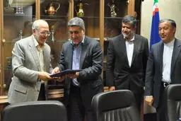 رانت و فساد در شرکت بازرگانی دولتی بیداد می‌کند/ به حجتی توصیه کردیم علی قنبری را برکنار کند/ کارنامه شرکت بازرگانی دولتی در تنظیم بازار خیلی ضعیف است