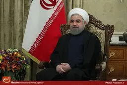 بازدید روحانی از طرح تثبیت خاک و بیابان‌زدایی کانون‌های بحرانی تولید ریزگرد در خوزستان