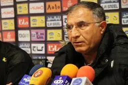 جلالی: تنها ناراحتی همه غیبت هواداران در بازی فردا است/ همه دوست دارند نفت آبادان در لیگ بماند