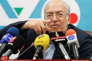 متن قراردادهای خودرویی را به دیوان محاسبات نمی‌دهم/ قراردادهای محرمانه نباید به هیچ‌جا فرستاده شود!