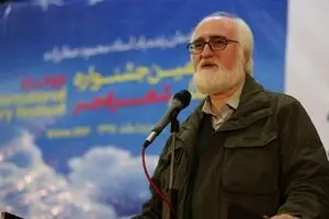 چرا شعر، جوان‌ترین جشنواره فجر کشور است؟