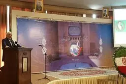از ابزارهای دفاعی‌مان برای جلوگیری از خیال‌بافی توهمات آنهایی که به ابزارهای وارداتی شان می‌نازند بهره می‌گیریم