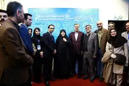 بازدید رئیس سازمان حفاظت از محیط زیست ازغرفه جشنواره فیلم سبز