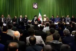 مجموعه اشعار قرائت شده توسط شعرای آیینی در دیدار با رهبر معظم انقلاب