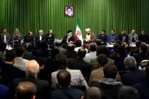 مجموعه اشعار قرائت شده توسط شعرای آیینی در دیدار با رهبر معظم انقلاب