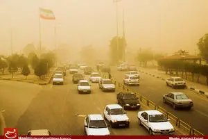 دولت اگر  نمی‌تواند مشکل ریزگردها را رفع کند، شفاف به مردم اعلام کند