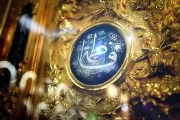 عمری‌ست دخیلم به ضریحی که نداری