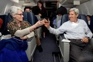 پالس‌های اشتباه به غرب