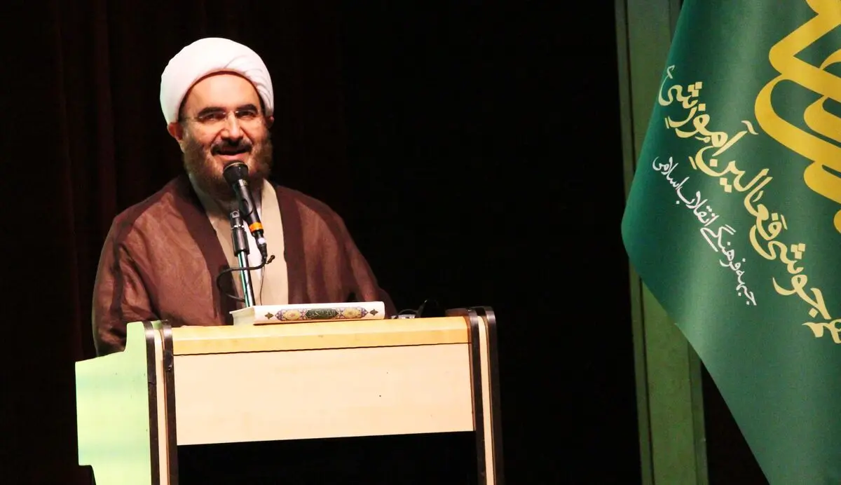 مهمترین اولویت فعالان جبهه فرهنگی انقلاب اسلامی "آموزش" است