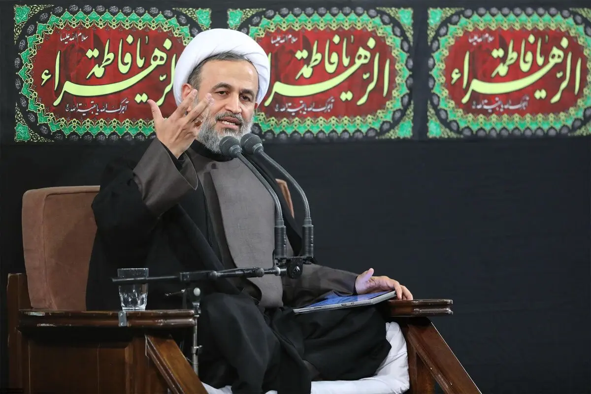 انتقادات حجت‌الاسلام پناهیان به حقوق‌های نجومی و برخی مصوبات مجلس