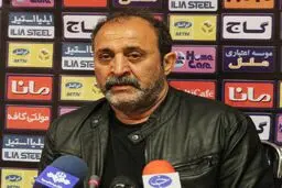 اکبر میثاقیان: مقابل استقلال فوتبال بازی کردیم/ این بازی حاصل کار خداداد عزیزی بود