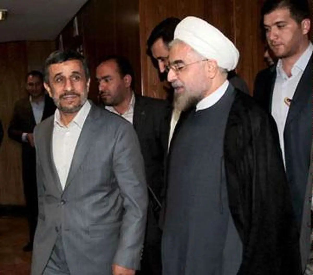 احمدی‌نژاد پاسخ روحانی را درخصوص "خزانه خالی" داد