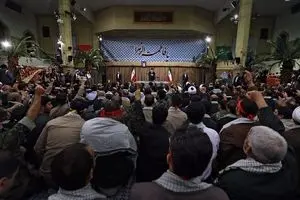 اشتباه بعضی‌ها در چالش اقتصادی اظهار ضعف بود