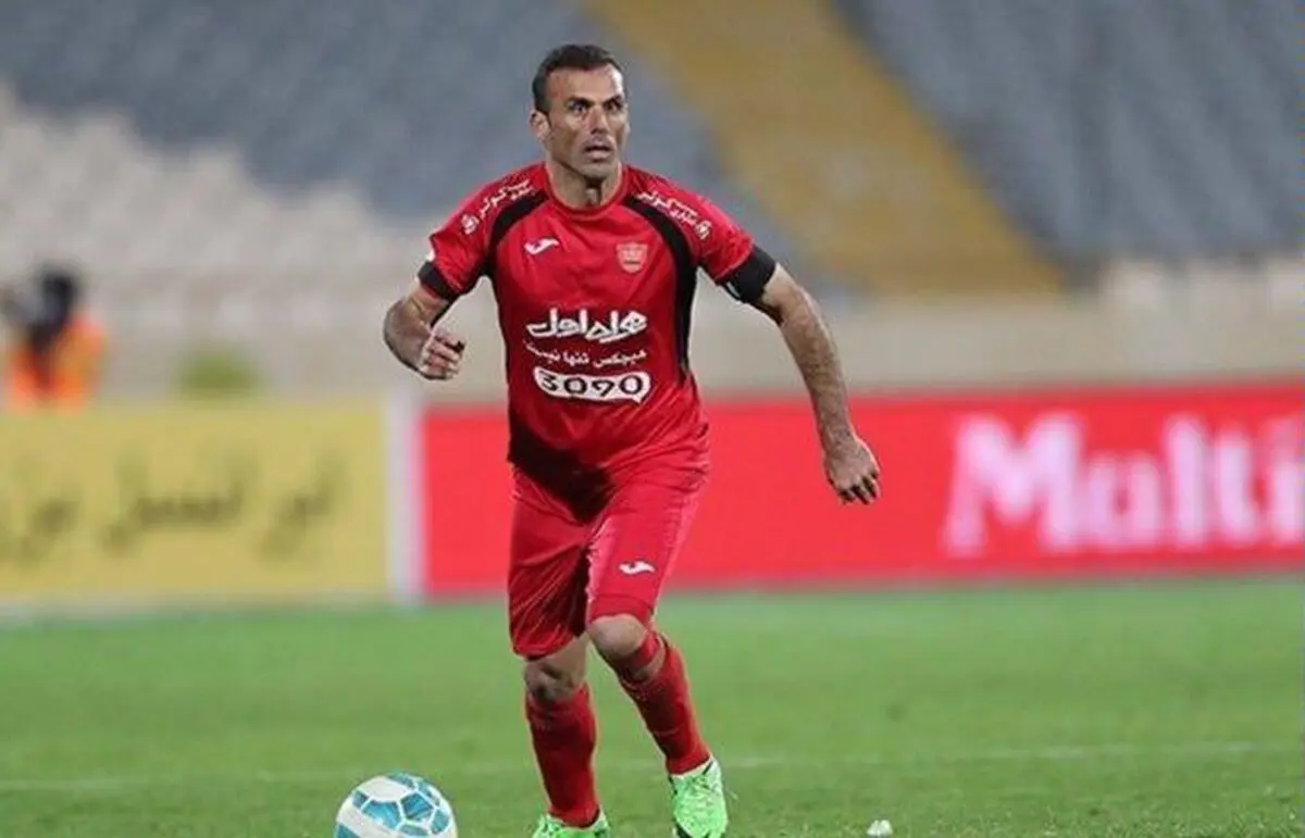 سیدجلال با پرسپولیس تمدید کرد