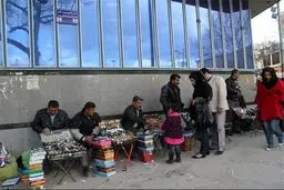 بازارچه های ساماندهی دستفروشان تا پایان سال رایگان است