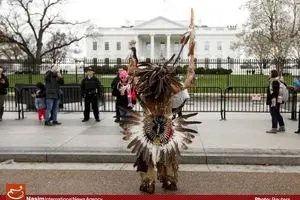 تظاهرات سرخ‌پوستان علیه ترامپ در واشنگتن‎