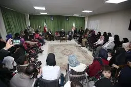 حضور صمیمی رئیس‌جمهور در مجتمع خدمات بهزیستی و توانبخشی شهدای هفتم تیر