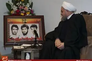 عیادت رئیس‌جمهور از خانواده شهدا و ایثارگران