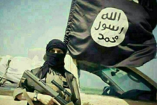 داعش عبور و مرور در رقه را ممنوع کرد