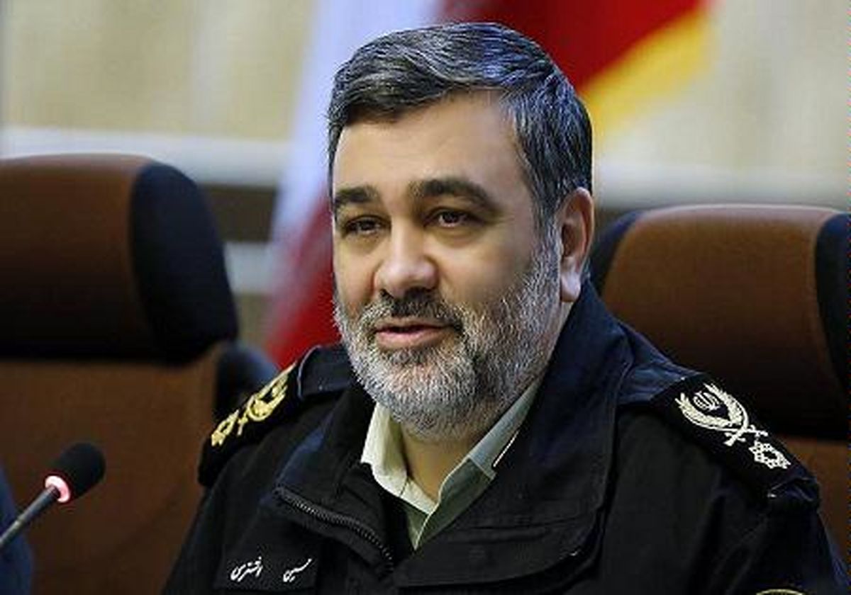 فرمانده ناجا به مقام شهدای شلمچه ادای احترام کرد