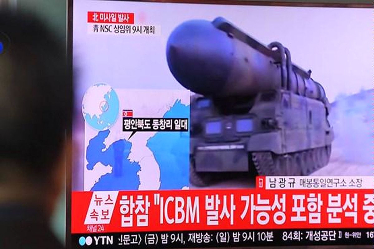 کره شمالی یک آزمایش جدید انجام داد/ "کیم جونگ اون": این آزمایش پیروزی تاریخی برای کره شمالی است